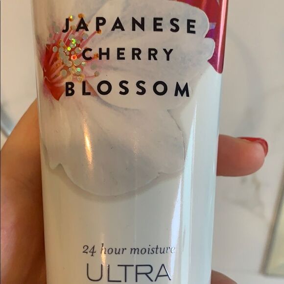 Bath & Body works Ultra SHEA body cram - Picture 2 of 4